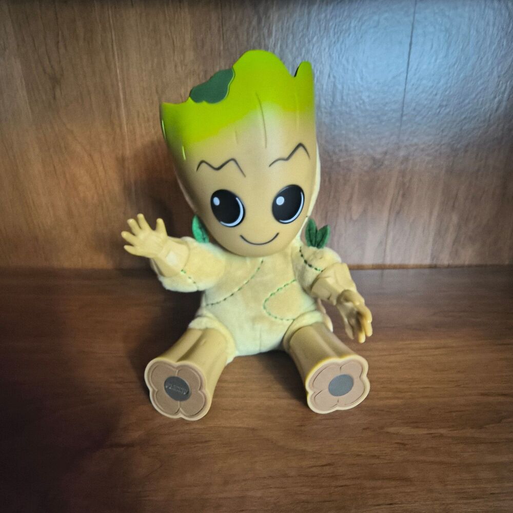 Groot Plush Marvel Kidrobot